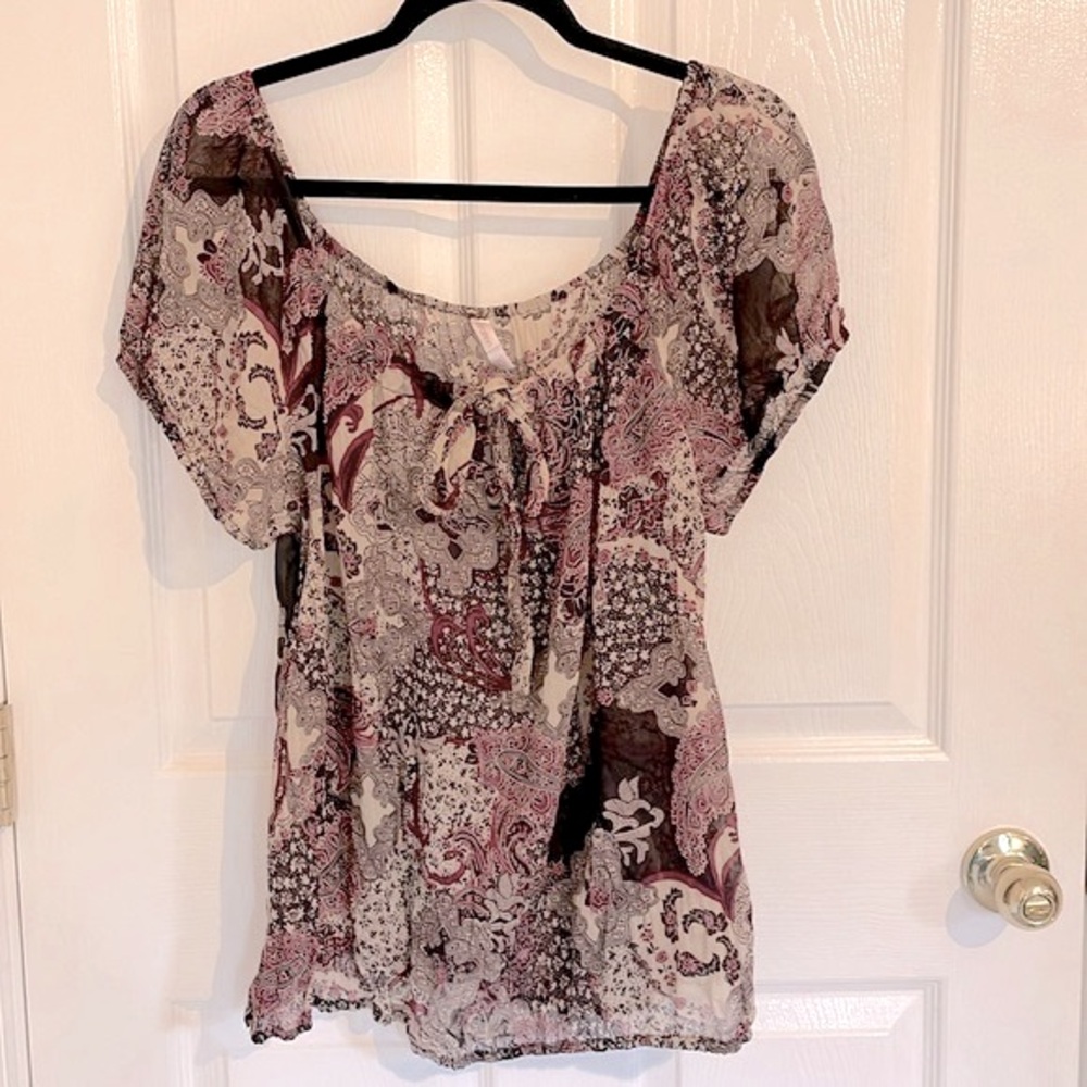 Xhilaration Sheer Short Sleeve multi colored Blouse, Elastic waist, Size XXL